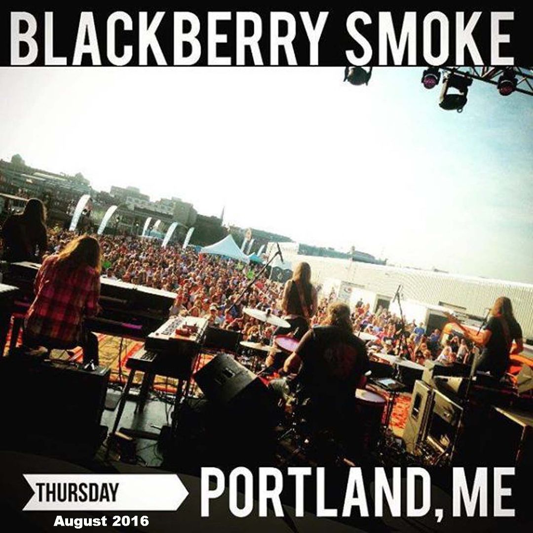 photo Blackberry Smoke-Portland 2016 front_zpspyapuf3y.jpg