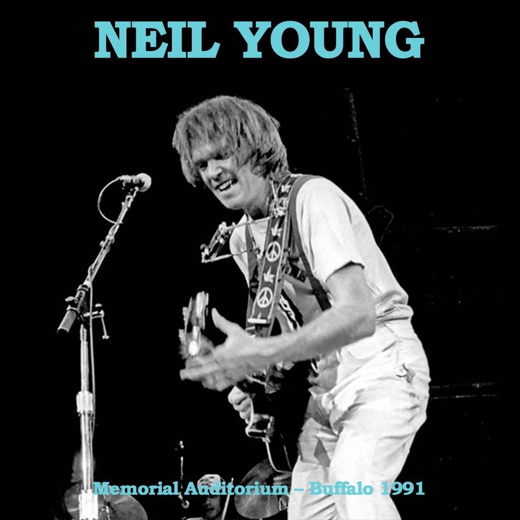 photo Neil Young-Bufallo 1991 front_zpsto6i4cn4.jpg