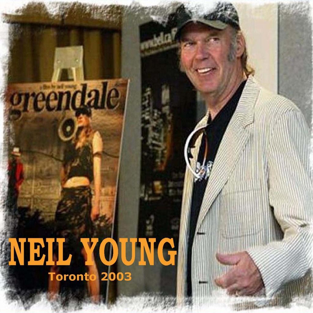photo Neil Young-Toronto 2003 front_zpsd00skeos.jpg