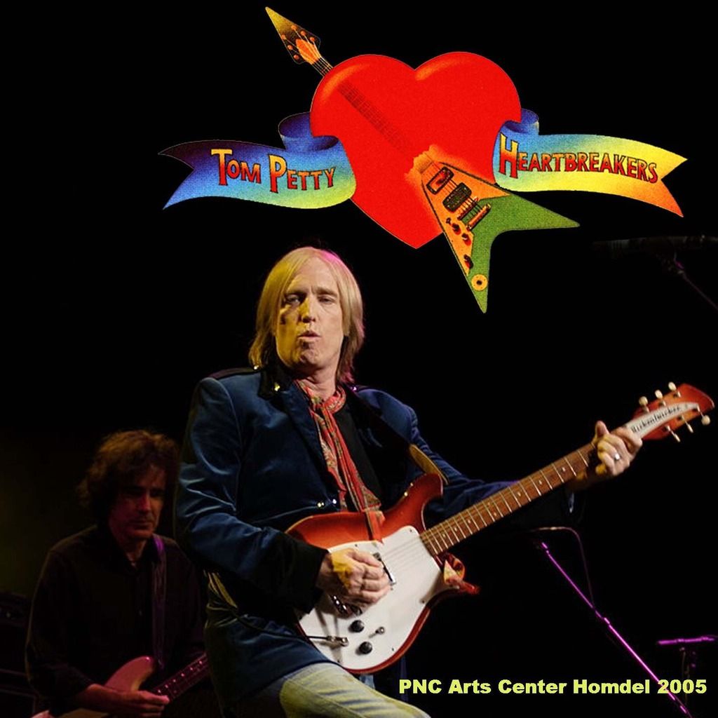 photo Tom Petty-Holmdel 2005 front_zps7wu8esyp.jpg