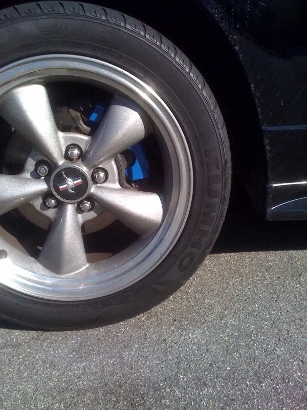 Where can I find grabber blue caliper paint? Forums at Modded Mustangs