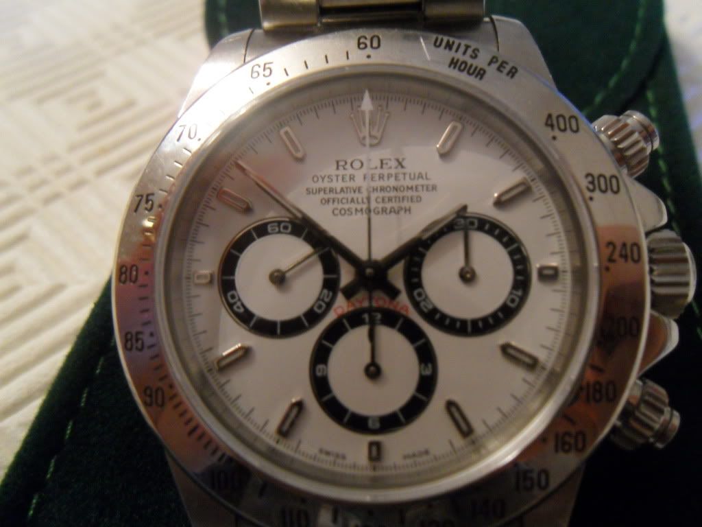 http://i951.photobucket.com/albums/ad358/rolexsteel/SDC10226.jpg