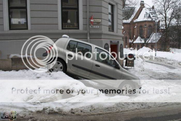  28   ! Collection-of-Funny-Parking-Fails_30.jpg